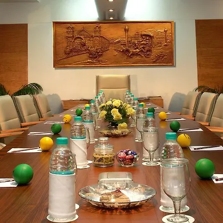 Peerless Hotel Kolkata 