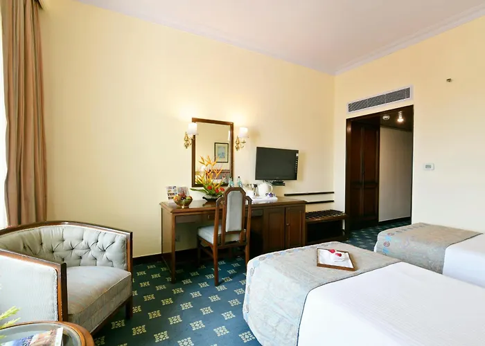 Peerless Hotel Kolkata