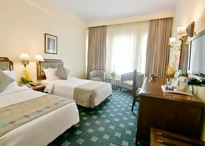 Peerless Hotel Kolkata