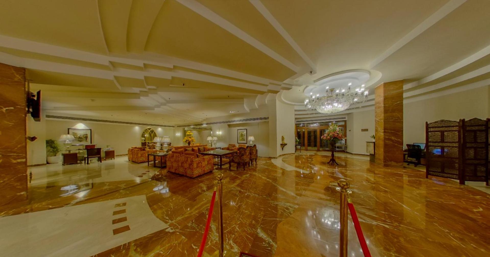Peerless 4* Kolkata